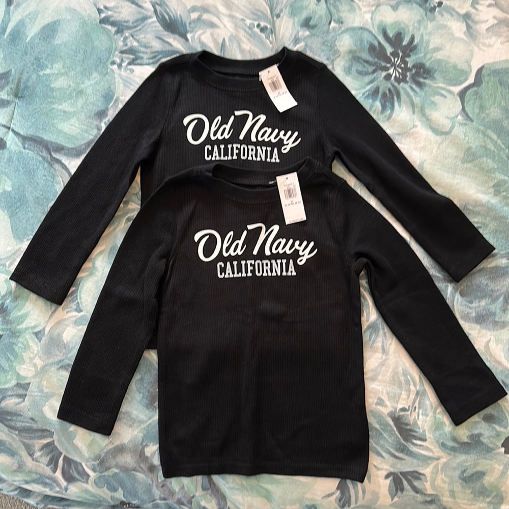 2 brand new Old Navy thermal long sleeve size 3T